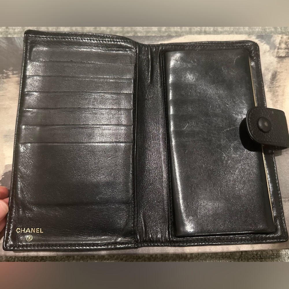 Vintage Chanel CC Timeless Caviar French Wallet - Picture 5 of 11